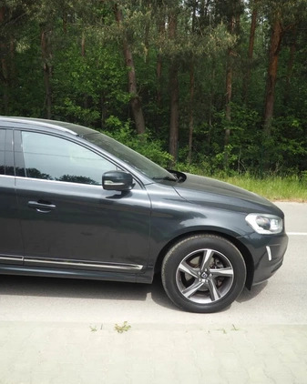 Volvo XC 60 cena 59900 przebieg: 237400, rok produkcji 2015 z Sanok małe 742